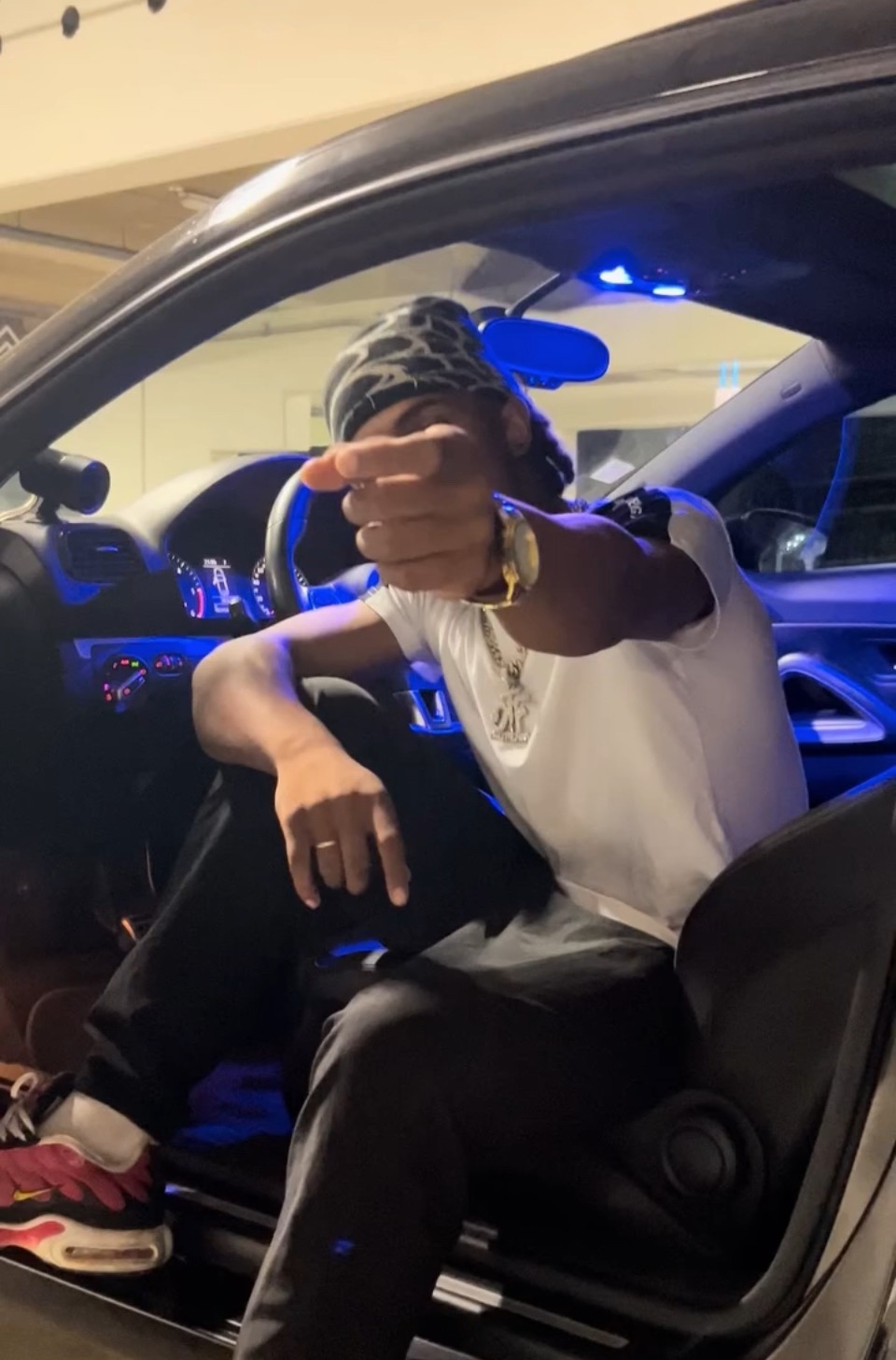 Profil de Vicenzo, 20 ans, Escort Trans Monaco à Carelles
