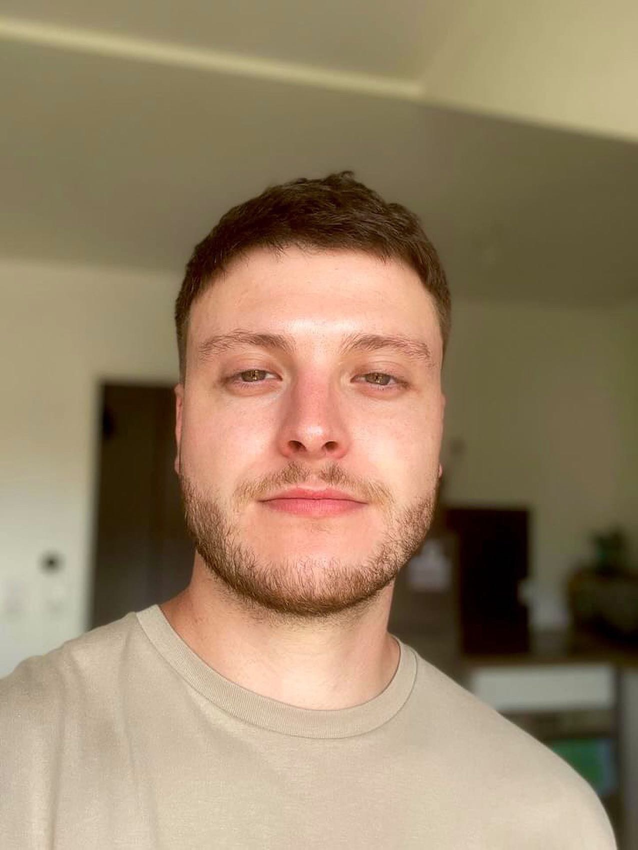 Profil de Eymeric, 27 ans, Escort Trans Monaco à Morée