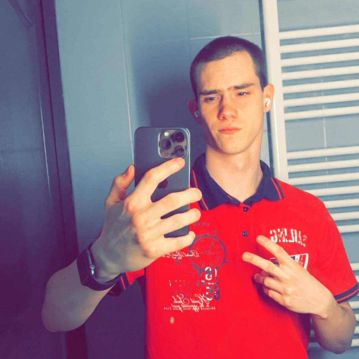 Profil de Louis-edouard, 21 ans, Escort Trans Monaco à Créchy