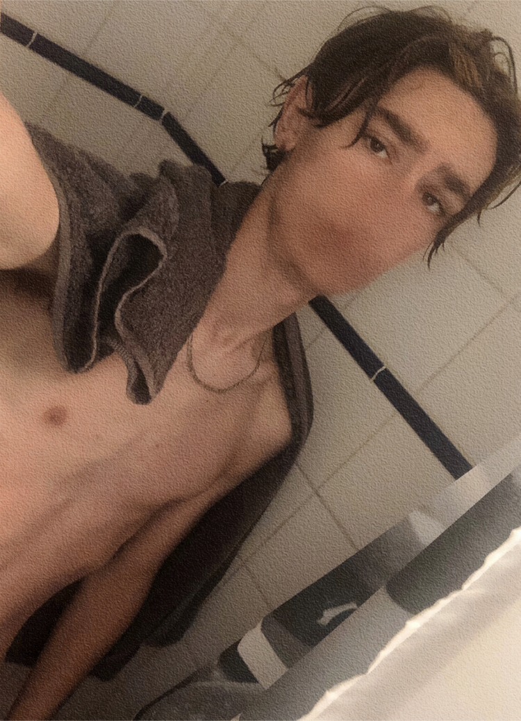 Profil de Eloann, 21 ans, Escort Trans Monaco à Charancieu
