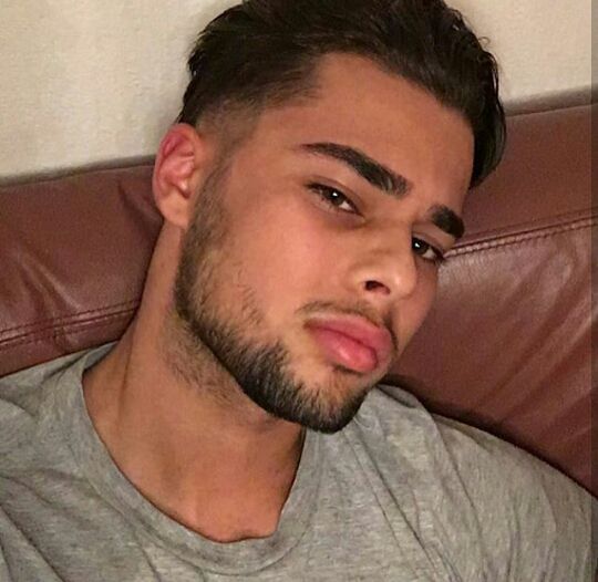 Profil de Johan, 25 ans, Escort Trans Monaco à Sainte-Thorette