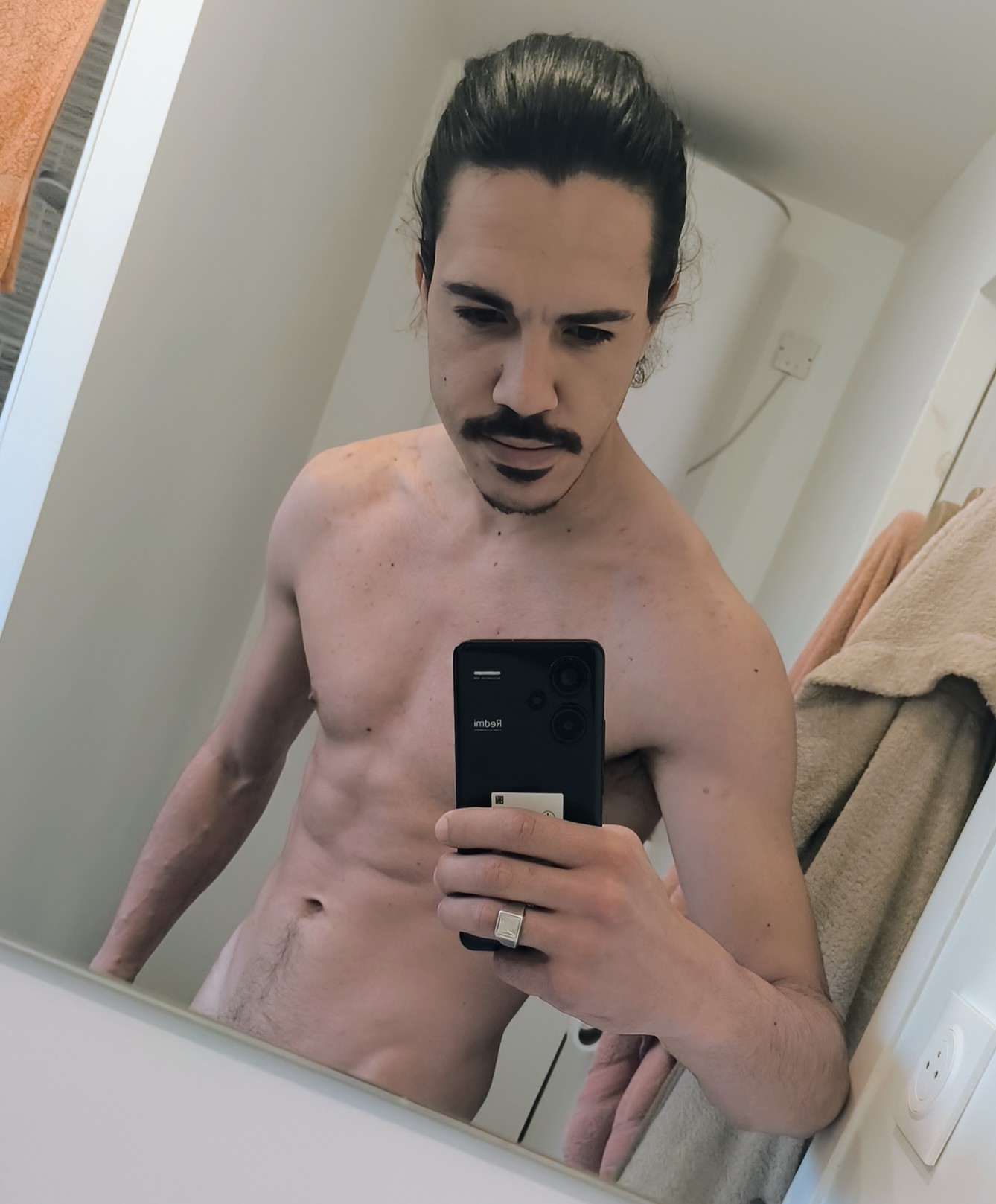 Profil de Tulio, 30 ans, Escort Trans Monaco à Salles-sur-Garonne