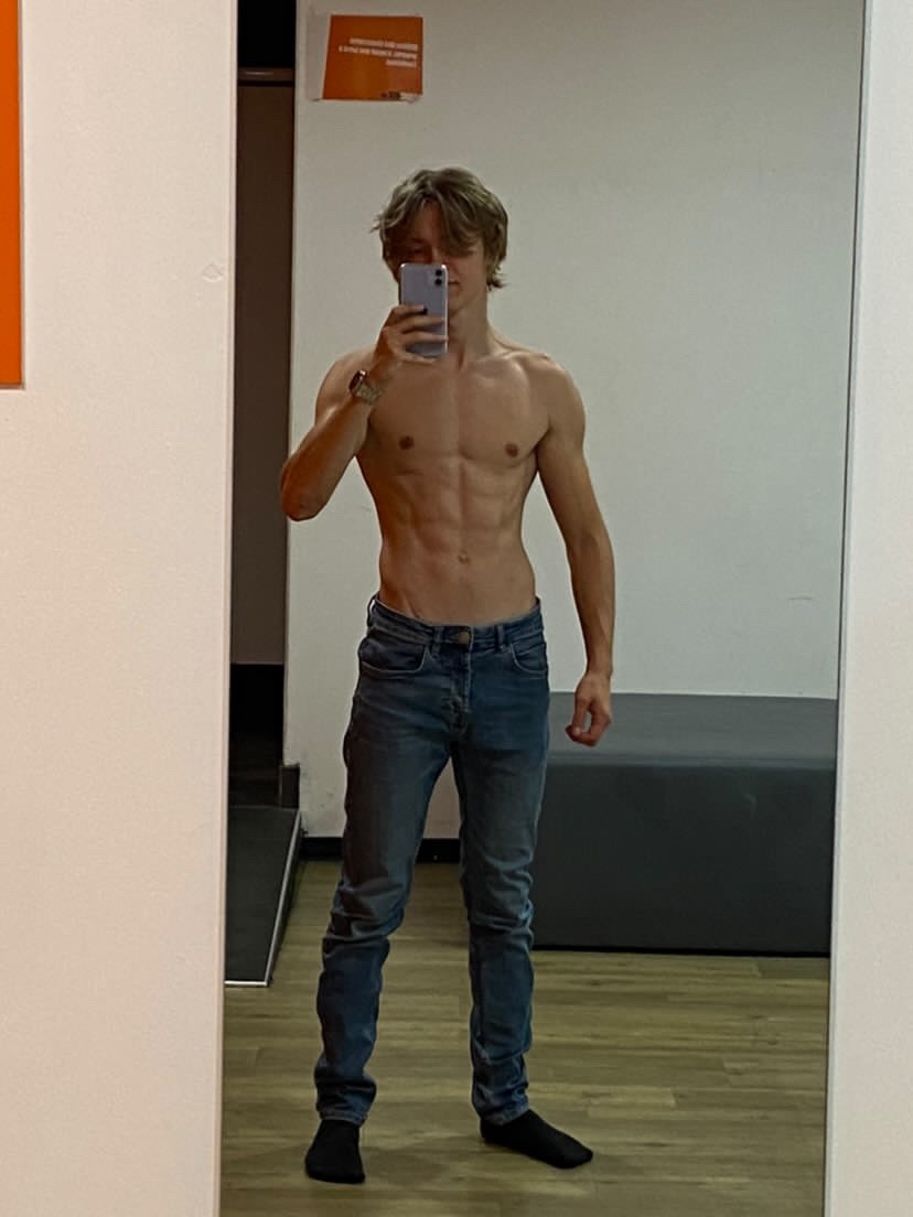 Profil de Younoussa, 22 ans, Escort Trans Monaco à Corbeil