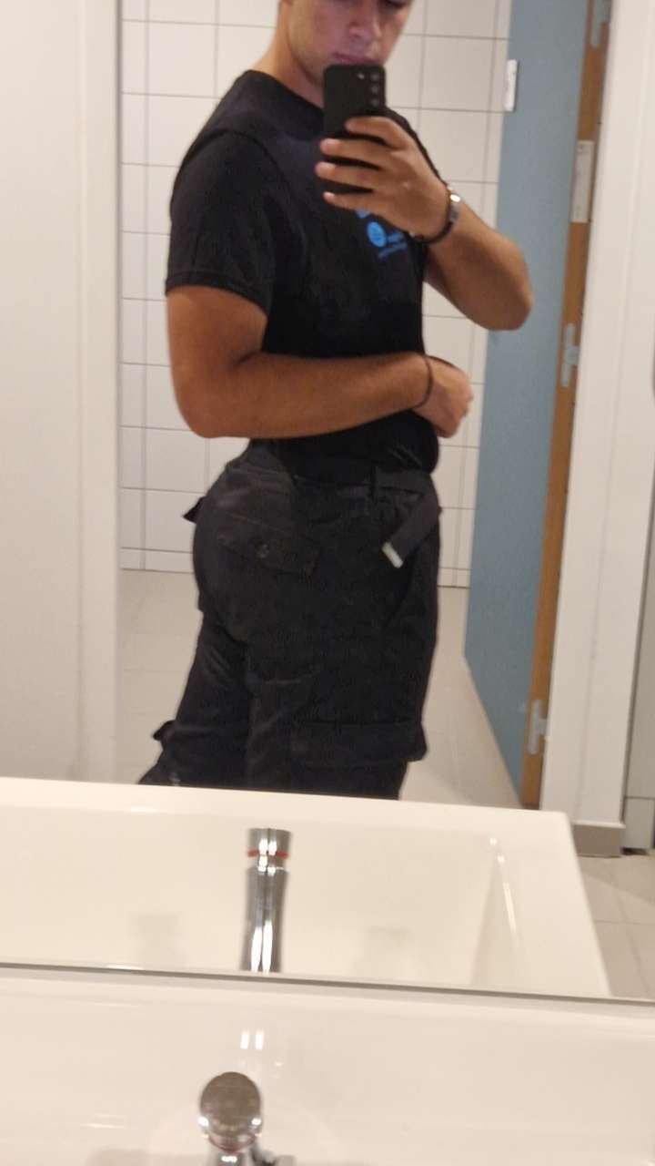 Profil de Issam, 19 ans, Escort Trans Monaco à Noyal-Pontivy