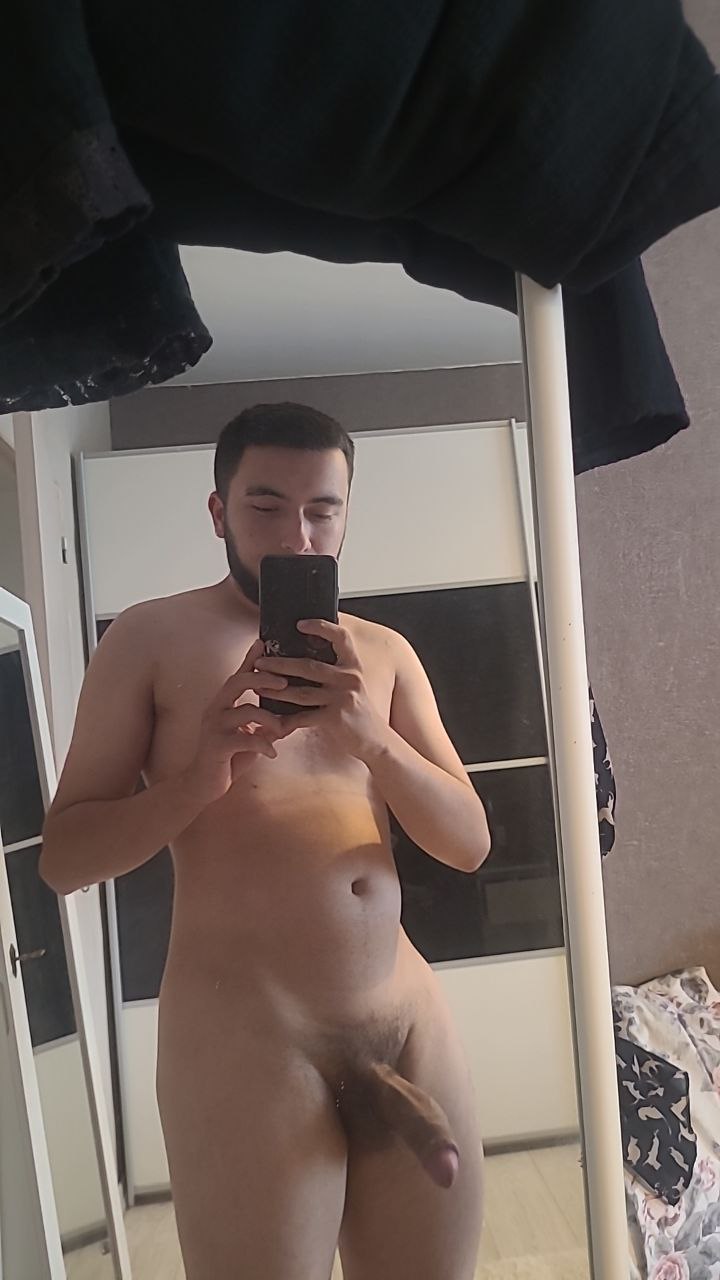 Profil de Bruno, 21 ans, Escort Trans Monaco à Bourdon
