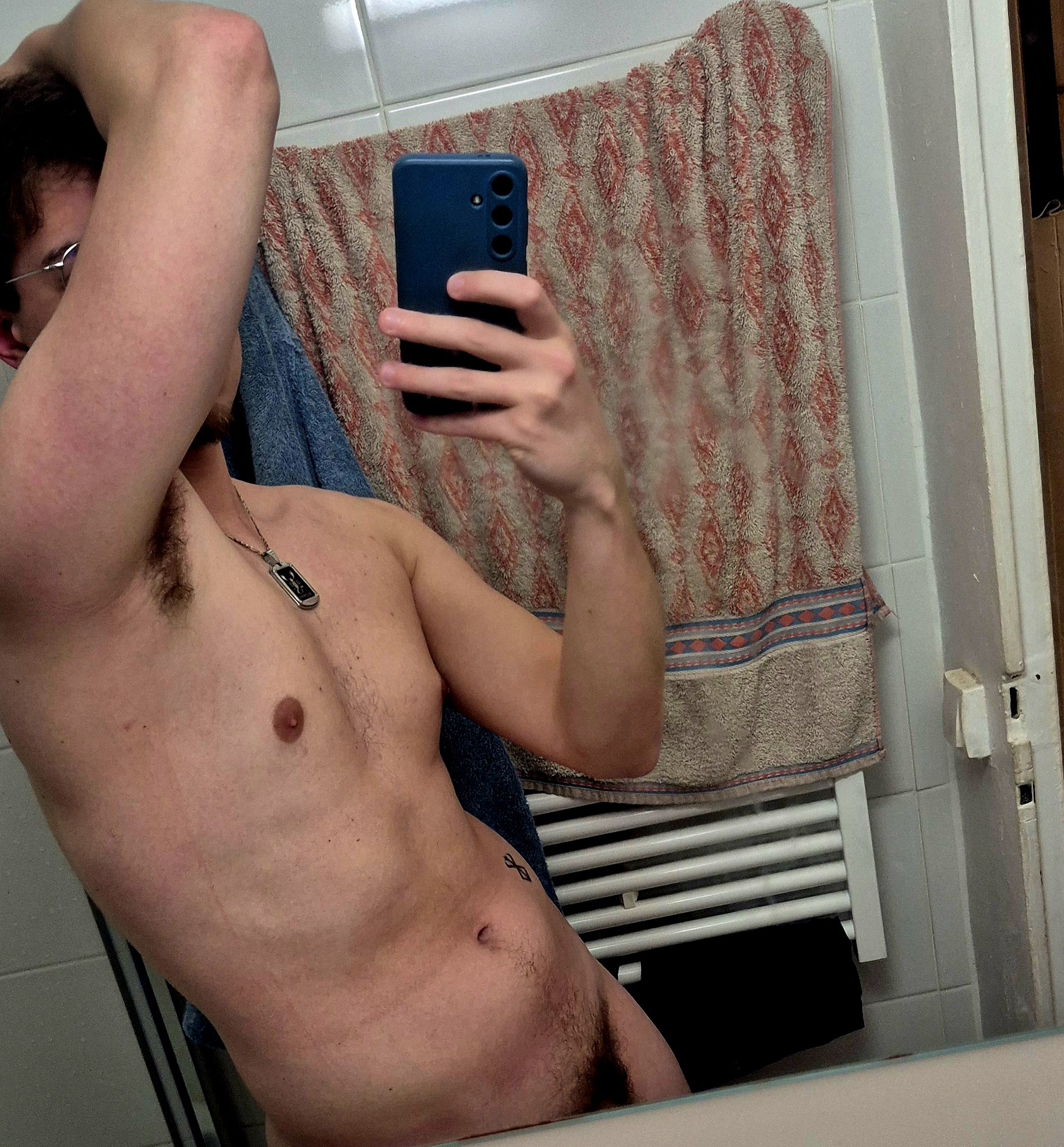 Profil de Angello, 26 ans, Escort Trans Monaco à Saint-Hilaire-Taurieux