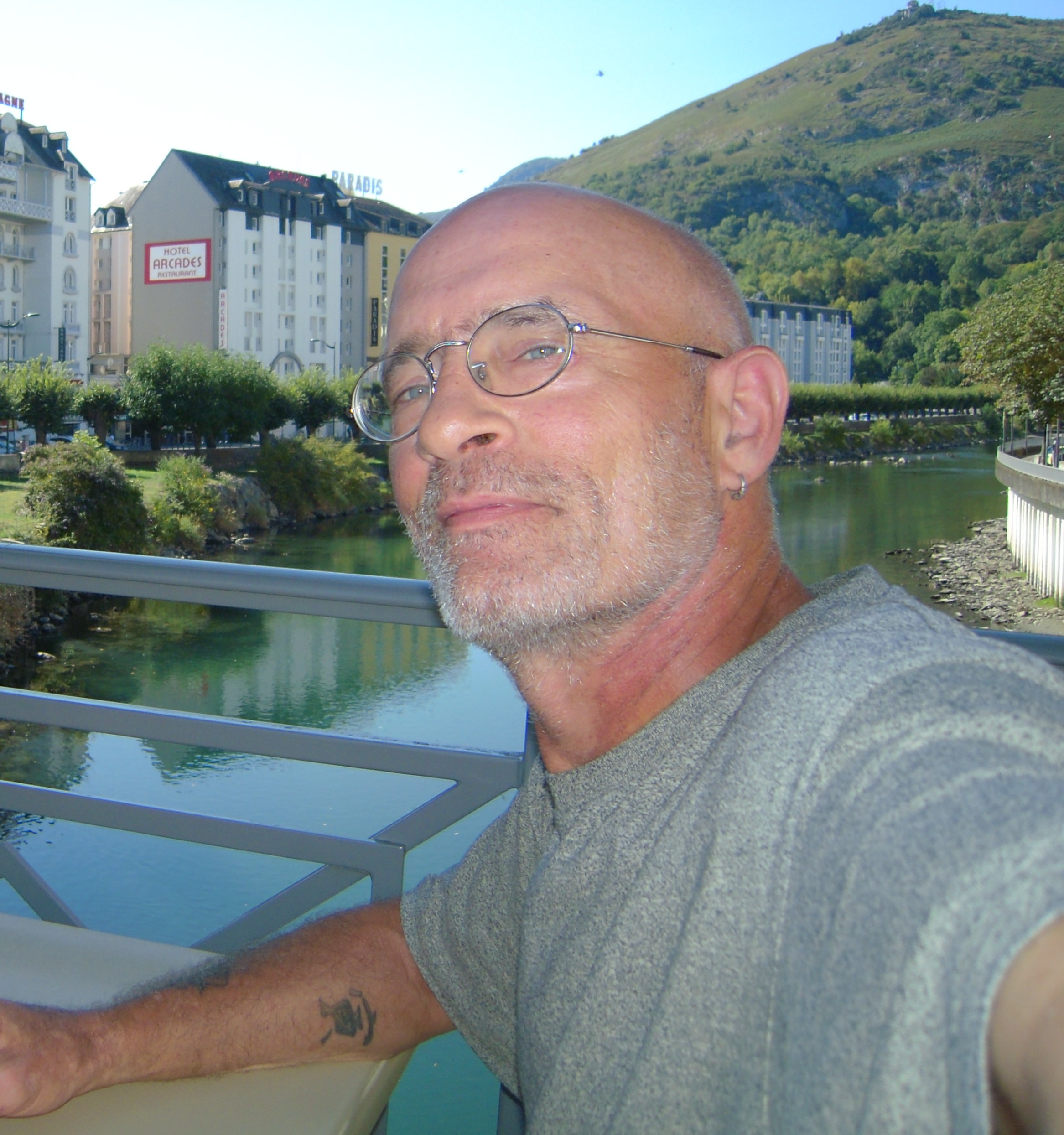 Profil de Mattéo, 55 ans, Escort Trans Monaco à Châtelneuf