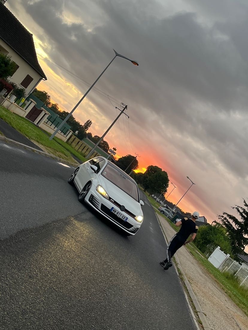 Profil de Lothaire, 23 ans, Escort Trans Monaco à Avord