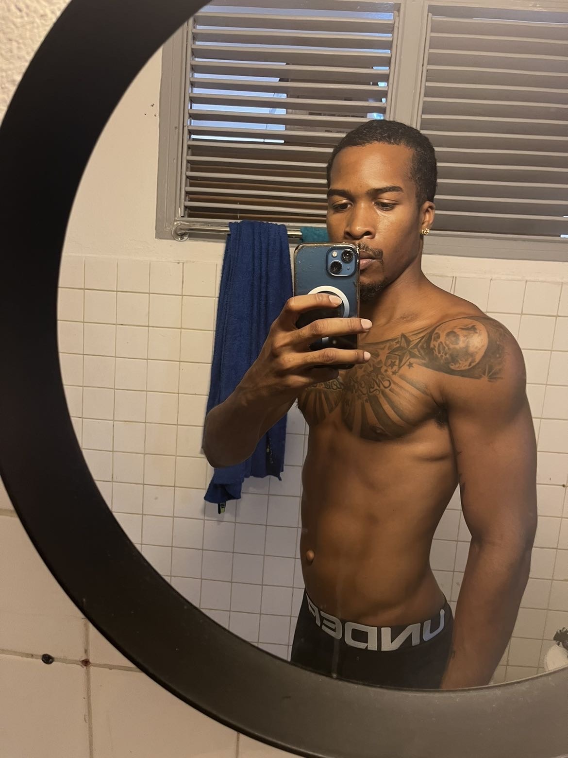 Profil de Ettore, 30 ans, Escort Trans Monaco à LaBastide