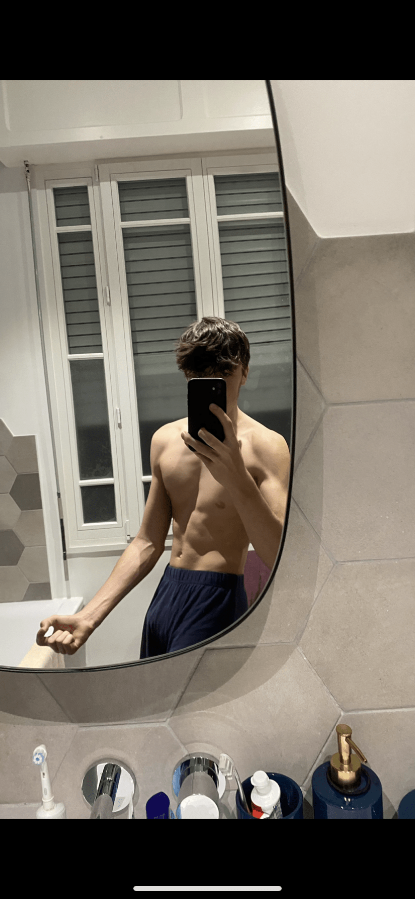 Profil de Pacifique, 19 ans, Escort Trans Monaco à Thoiras